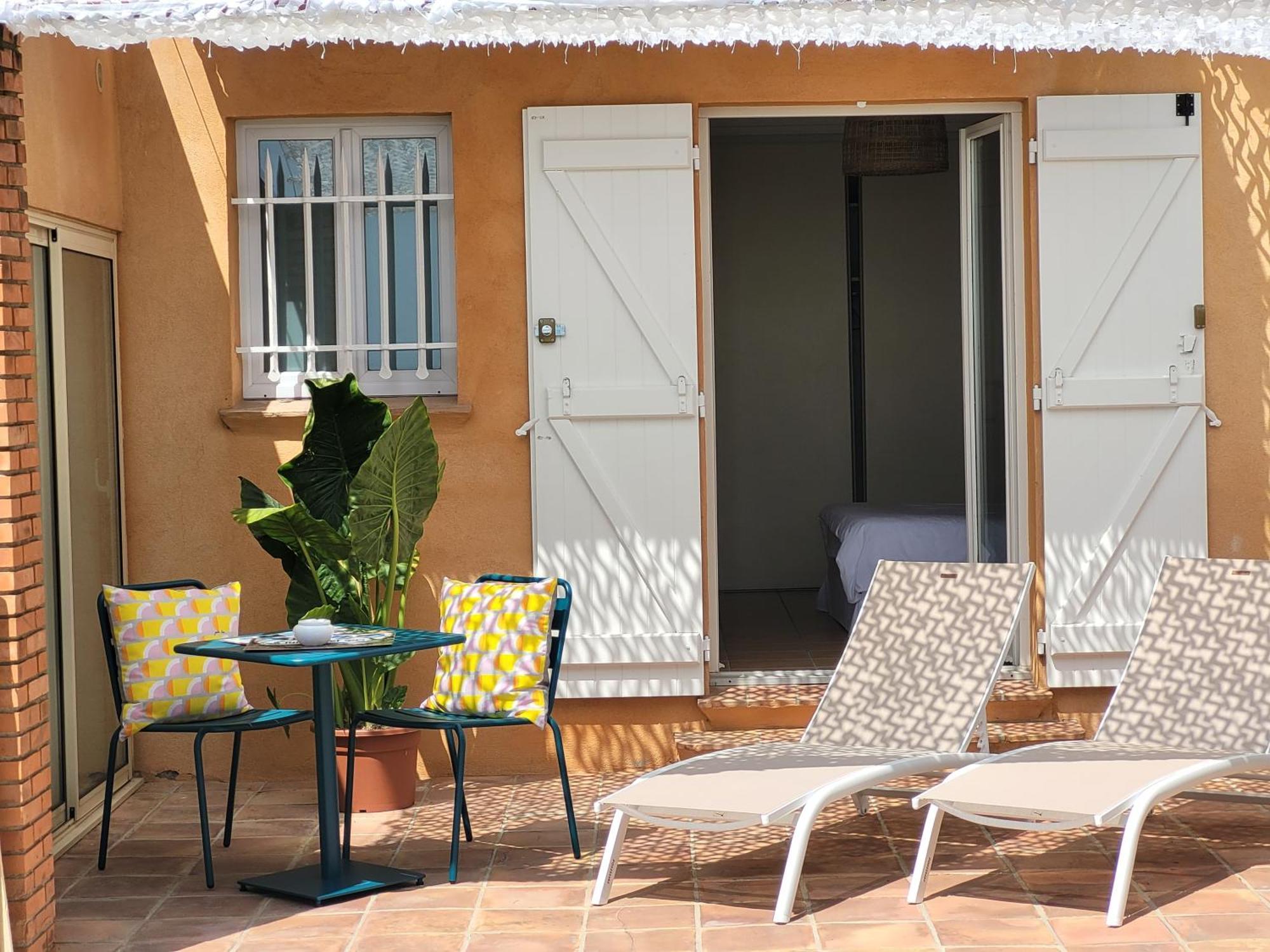 Villa Esmeralda Adults Only لي إيسامبر الغرفة الصورة