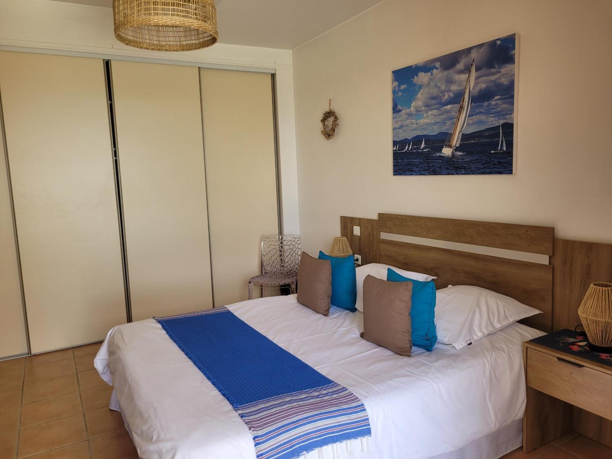Villa Esmeralda Adults Only لي إيسامبر الغرفة الصورة